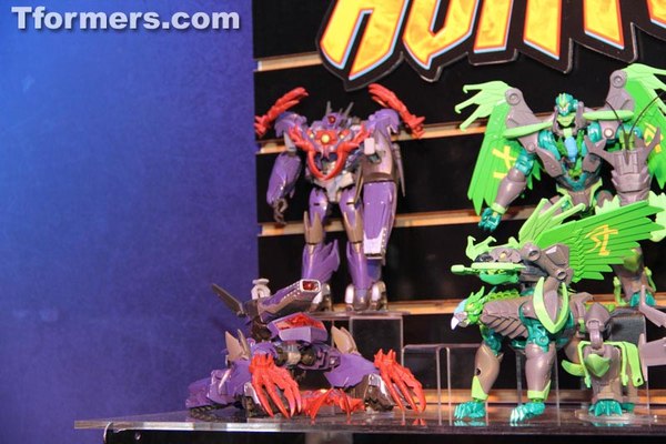 Toy Fair 2013 Transformers Beast Hunters Image  (8 of 30)